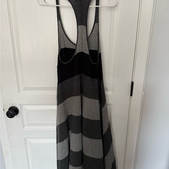 H&M Black and White Sleeveless Halter Sundress - Picture 4 of 5